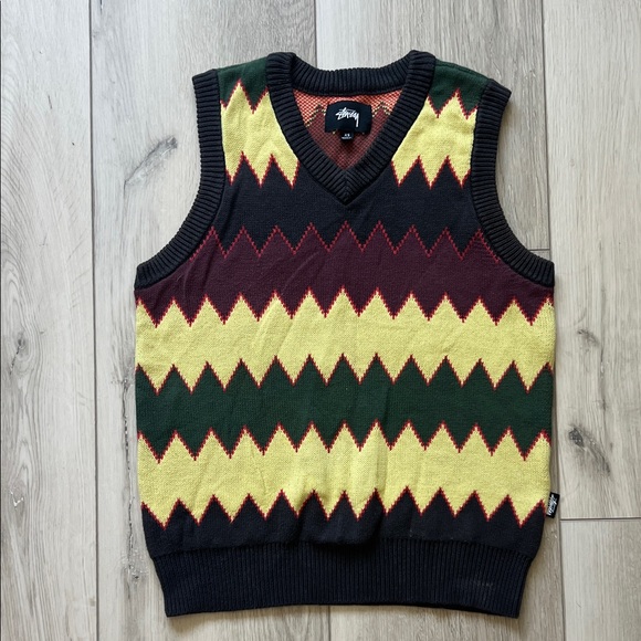 Women’s Stussy V-Neck Sweater Vest - - Picture 1 of 4